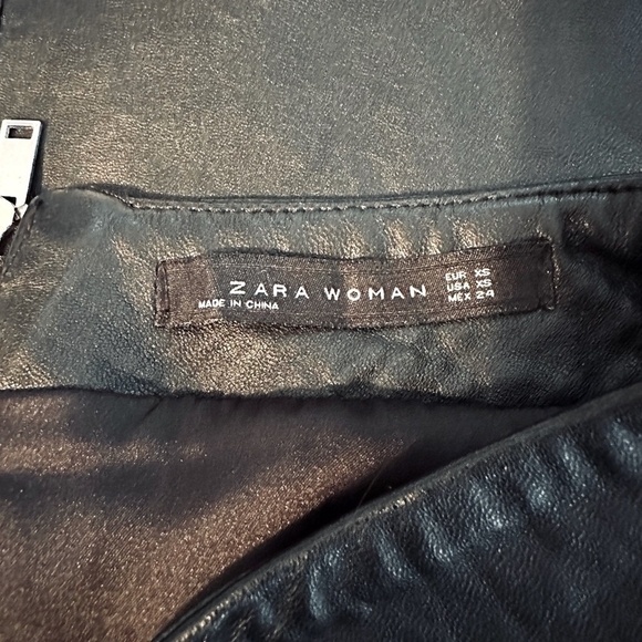 Women Skirt ZARA Black Lambskin Silver Zip Decoration Mini Skirt Leather Skirt - Picture 7 of 8